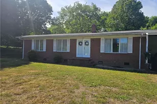 1417 Wiley Lewis Rd, Greensboro, NC 27406 - Photo 2