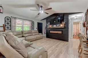 111 Shannon Ln, Eden, NC 27288 - Photo 8