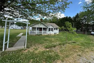 286 Cartpath Rd, North Wilkesboro, NC 28659 - Photo 18