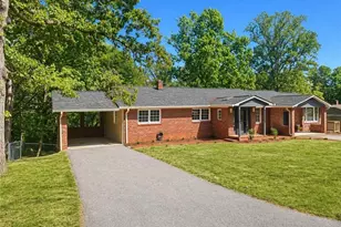 167 Birch St, Wilkesboro, NC 28697 - Photo 2
