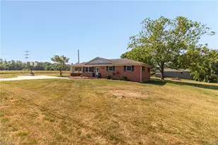 230 Hill Ln, Lexington, NC 27295 - Photo 4
