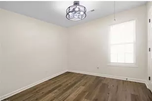813 Valley Oak Dr, Greensboro, NC 27406 - Photo 22