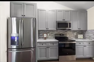 813 Valley Oak Dr, Greensboro, NC 27406 - Photo 10