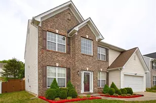 1336 Pondhaven Dr, High Point, NC 27265 - Photo 4