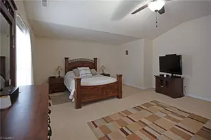 1336 Pondhaven Dr, High Point, NC 27265 - Photo 36
