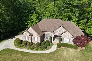5338 Mckinney Ct, Walkertown, NC 27051 - Photo 2