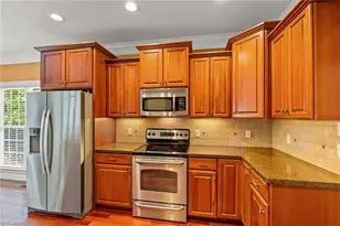3321 Lower Lake Rd, Thomasville, NC 27360 - Photo 14