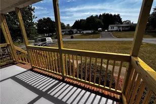 108 Clarmont Dr, King, NC 27021 - Photo 6