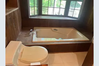 2 Echoview Circle, Lexington, NC 27292 - Photo 12
