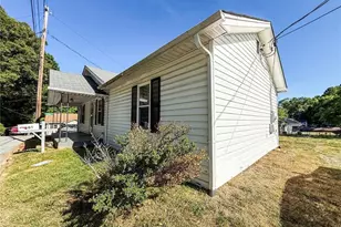 601 Huger St, Thomasville, NC 27360 - Photo 14