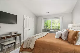 4007 Tarrant Trace Cir, High Point, NC 27357 - Photo 18
