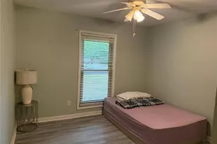 2807 Lamroc Rd, Greensboro, NC 27407 - Photo 16