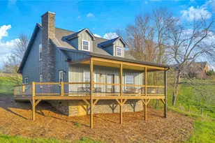 553 Graybeal Calloway Dr, West Jefferson, NC 28694 - Photo 2