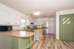 1012 H E Renegar Dr, Yadkinville, NC 27055 - Photo 10