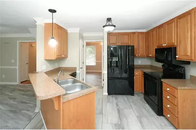 4807 Adams Ridge Drive, Greensboro, NC 27407 - Photo 4