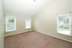 4807 Adams Ridge Dr, Greensboro, NC 27407 - Photo 16