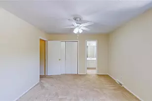2214 Shadow Valley Rd, High Point, NC 27265 - Photo 20