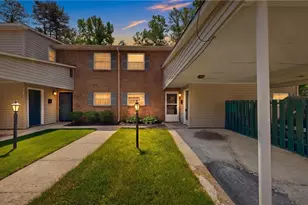 2214 Shadow Valley Rd, High Point, NC 27265 - Photo 2