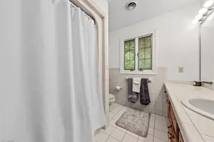 7501 Oak Valley Ln, Browns Summit, NC 27214 - Photo 40