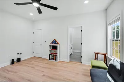 5305 Ridgefall Road, Greensboro, NC 27410 - Photo 14