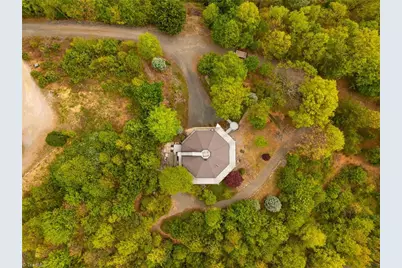 146 Cherokee Lane, Purlear, NC 28665 - Photo 30