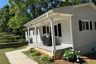 6530 Settle Wood Ln, Tobaccoville, NC 27050 - Photo 2