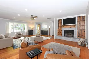 2403 Running Brook Dr, Greensboro, NC 27408 - Photo 6