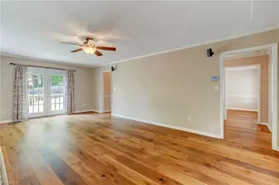 405 Ashton Cir, Eden, NC 27288 - Photo 12