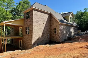 1050 E Chamberlin Dr, Asheboro, NC 27205 - Photo 18