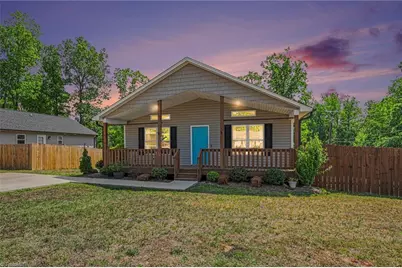 211 Bethlehem Avenue, Thomasville, NC 27360 - Photo 1