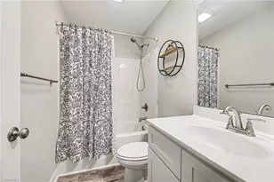 211 Bethlehem Ave, Thomasville, NC 27360 - Photo 10