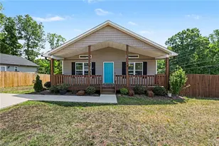 211 Bethlehem Ave, Thomasville, NC 27360 - Photo 2