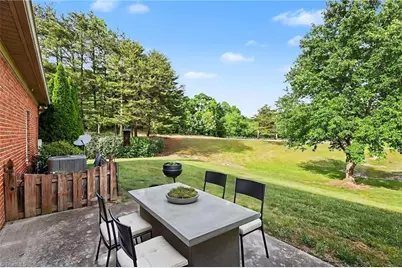 411 Northbridge Drive, High Point, NC 27265 - Photo 14