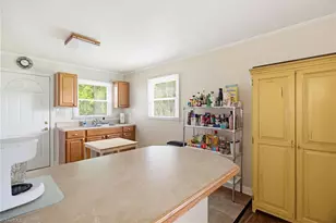 544 Edgewood St, Kernersville, NC 27284 - Photo 12