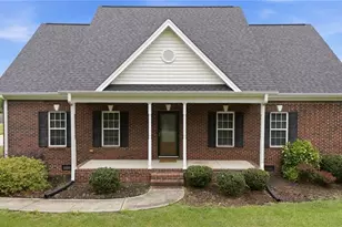 293 Rock House Rd, Winston-Salem, NC 27127 - Photo 2