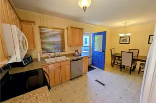 1126 Martin St, Winston-Salem, NC 27103 - Photo 4