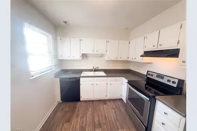 3229 Regents Park Lane #D, Greensboro, NC 27455 - Photo 2