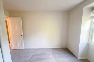 3229 Regents Park Ln, Greensboro, NC 27455 - Photo 4