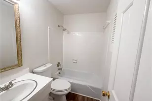 3229 Regents Park Ln, Greensboro, NC 27455 - Photo 16