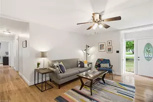 2601 Fernwood Dr, Greensboro, NC 27408 - Photo 10