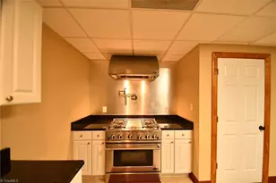 6007 Old Orchard Rd, Kernersville, NC 27284 - Photo 36