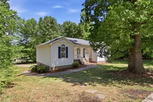 148 Pinta Ct, Thomasville, NC 27360 - Photo 34