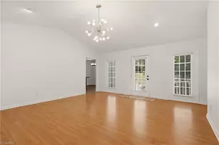 148 Pinta Ct, Thomasville, NC 27360 - Photo 8