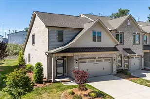 3840 Thistleberry Rd, High Point, NC 27265 - Photo 4