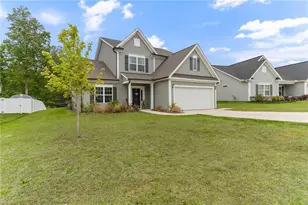 1727 Geyser Ct, Graham, NC 27253 - Photo 2