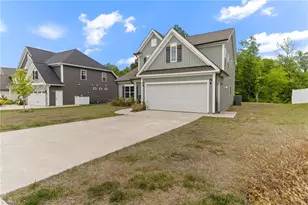 1727 Geyser Ct, Graham, NC 27253 - Photo 2