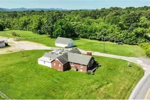820 Suncrest Orchard Rd, North Wilkesboro, NC 28659 - Photo 2