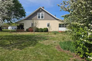 2729 Asbury Rd, Mount Airy, NC 27030 - Photo 4