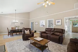 4752 Barrington Pl Ct, Jamestown, NC 27282 - Photo 8