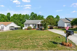 5 Hamilton Ct, Thomasville, NC 27360 - Photo 2